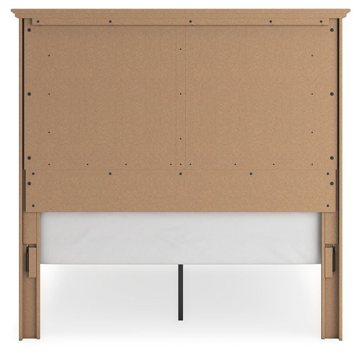 Yarbeck - Panel Bed